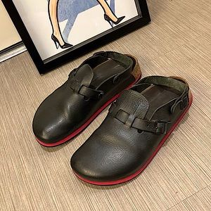 Birkenstock Kay SL WB NL leather sandals in black red color Size 8